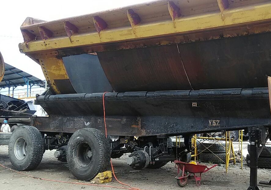 pengecekan komponen truk trailer