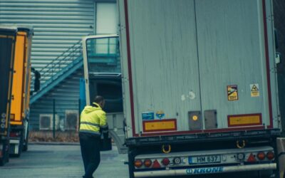 Inspeksi Trailer: Apa yang Harus Dicek Sebelum Long Haul Operation